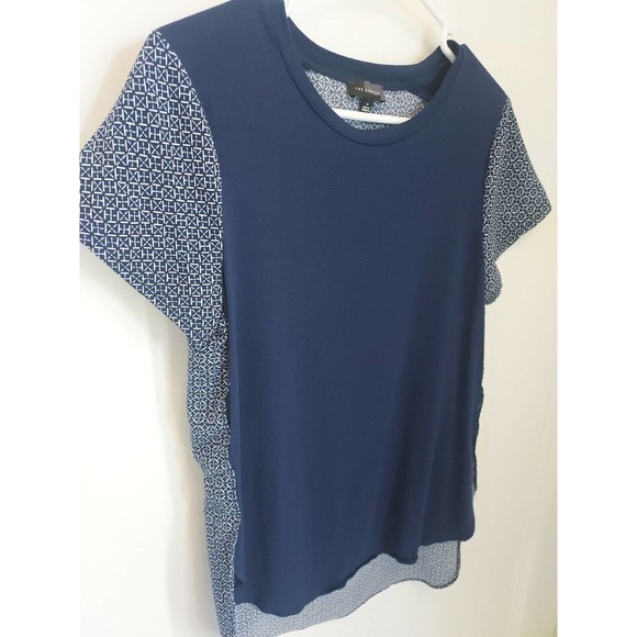 The Limited Womens Navy and white Blouse Size Medium Longer in the back - Picture 1 of 7